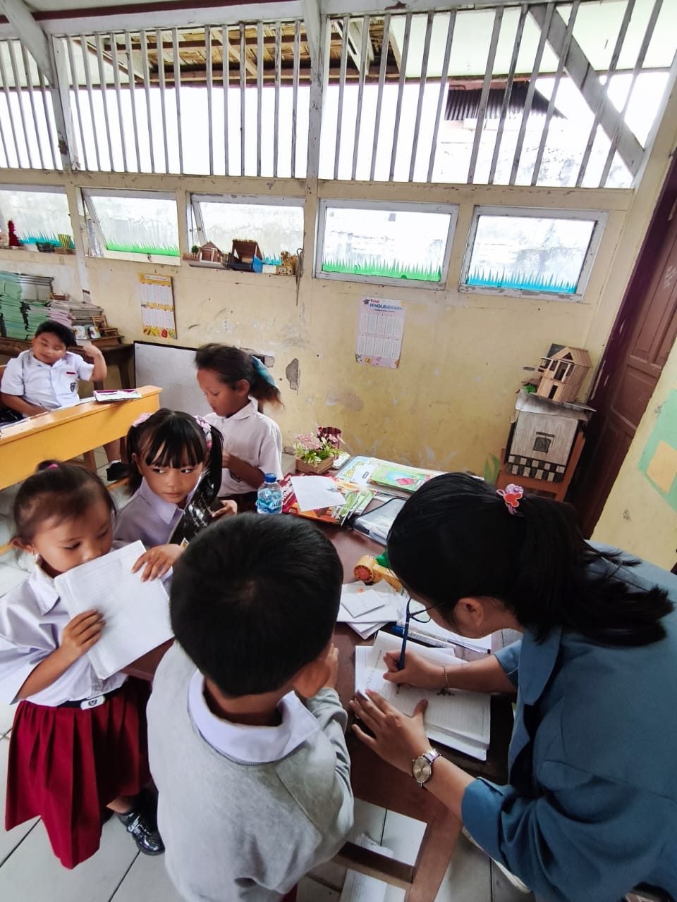 Suasana belajar interaktif dan menyenangkan.